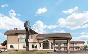 Days Inn By Wyndham Newport Or